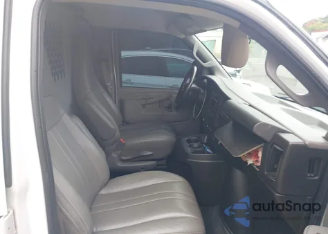 2020 Chevrolet Express Cargo Rwd 2500 Regular Wheelbase Wt from USA, damaged, VIN 1GCWGAFP5L1159997